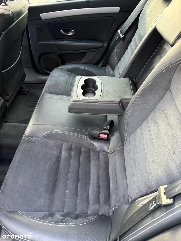 Renault Laguna dCi 150 FAP Dynamique - 19