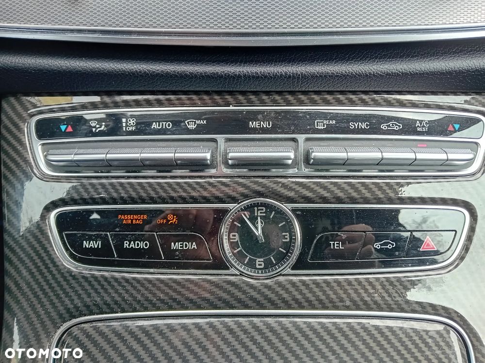 Mercedes-Benz Klasa E 200 d 9G-TRONIC - 20