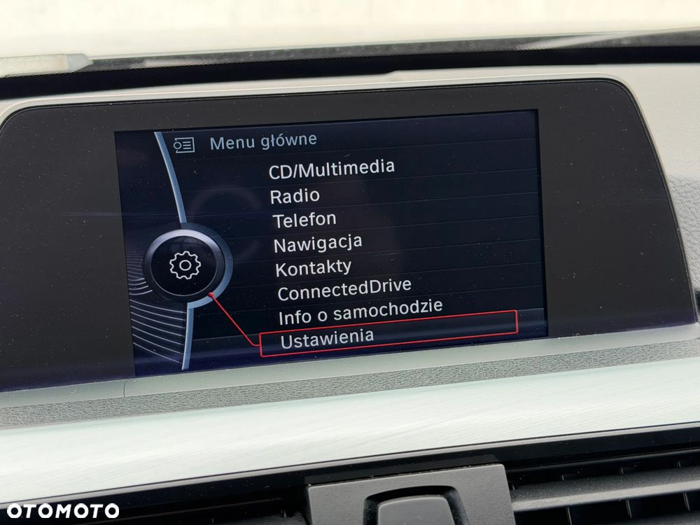BMW Seria 3 318d M Sport EU6 - 30