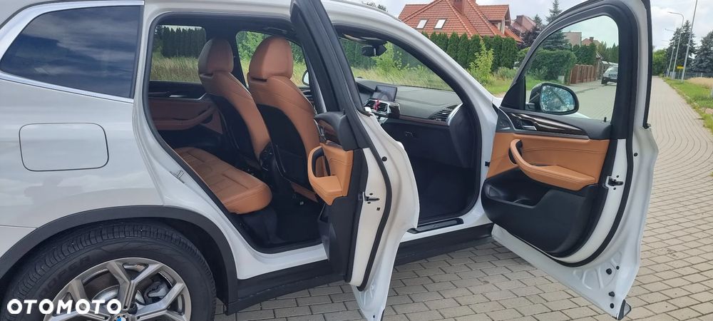 BMW X3 xDrive30i Luxury Line - 8