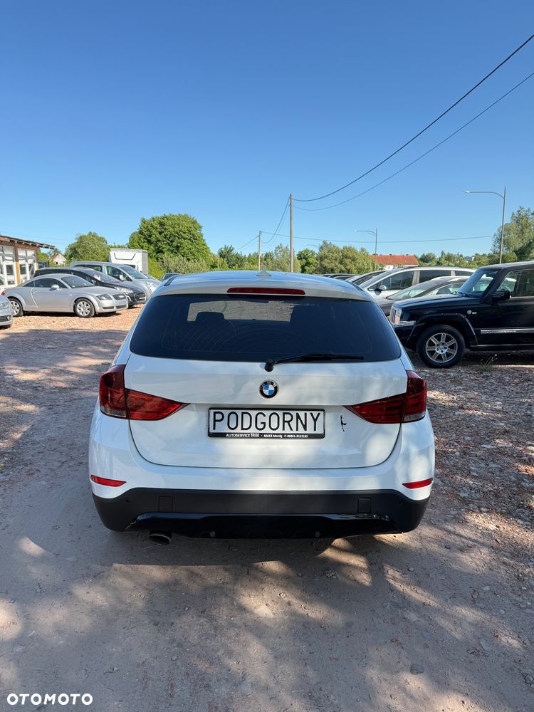 BMW X1 sDrive18i xLine - 9