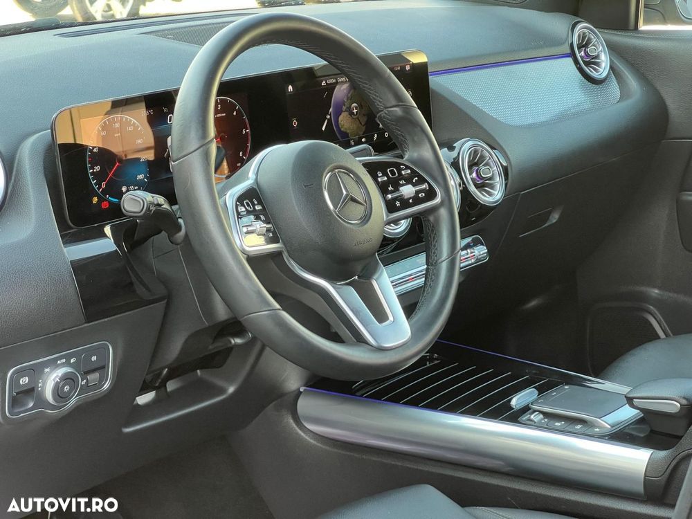 Mercedes-Benz GLA 200 d 8G-DCT Progressive - 10