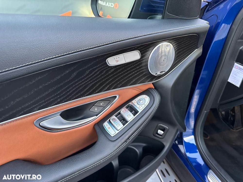 Mercedes-Benz GLC 250 d 4Matic 9G-TRONIC AMG Line - 32