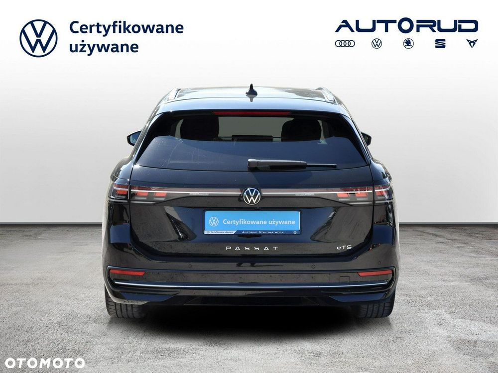 Volkswagen Passat Variant 1.5 TSI ACT mHEV Elegance DSG - 4