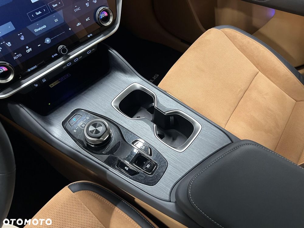 Lexus RZ 450e Omotenashi DIRECT4 - 27