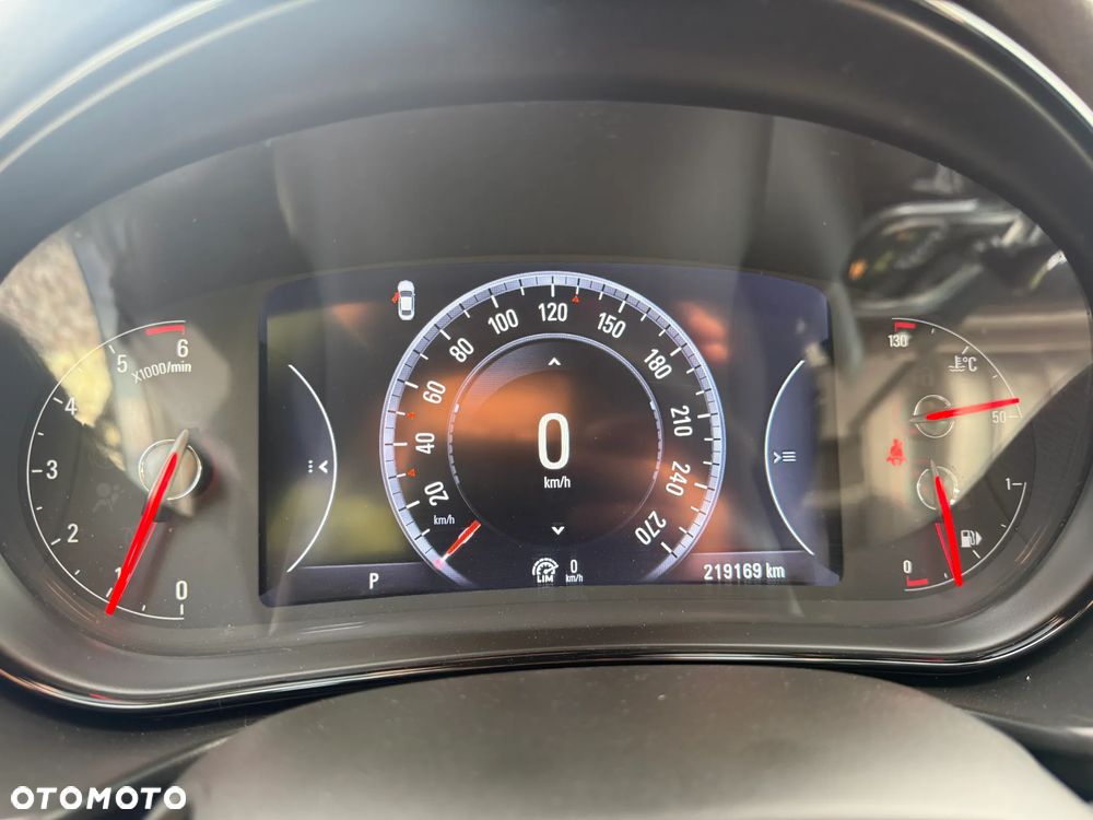 Opel Insignia 2.0 CDTI automatik Sport - 28