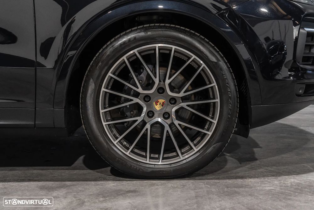 Porsche Cayenne Platinum Edition - 44