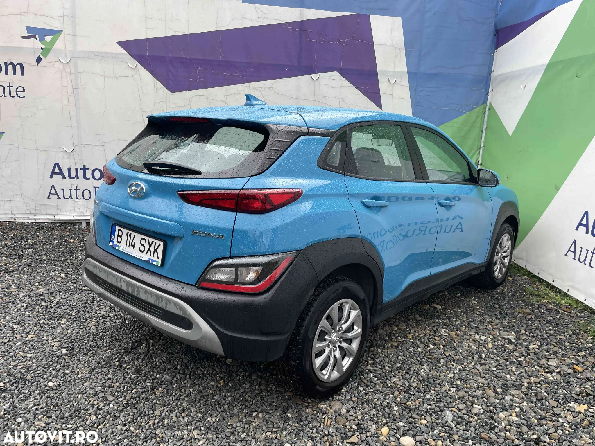 Hyundai KONA - 5
