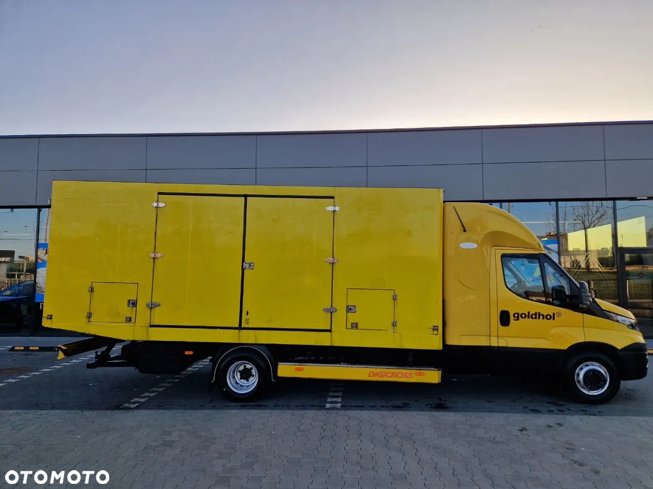 Iveco 70C17 - 6