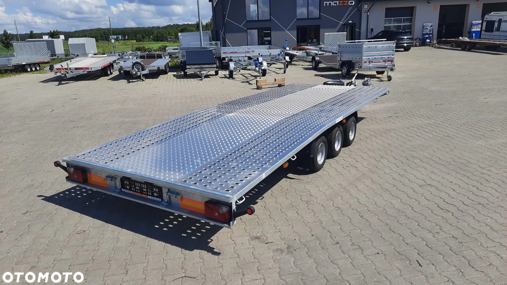 Niewiadów Dostawa laweta 500x210cm DMC3500kg wypełnienie blacha alu pod busy AMORTYZATORY Koło zapasowe - 3