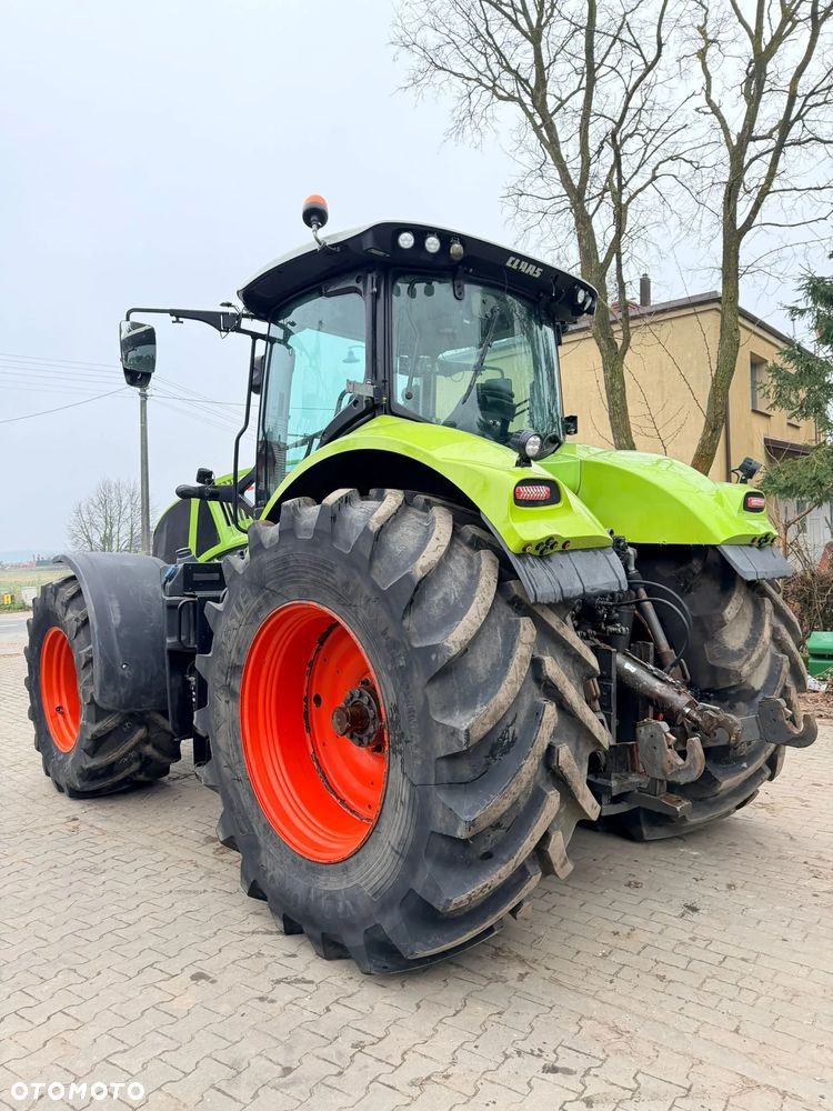 Claas Axion 950 - 12