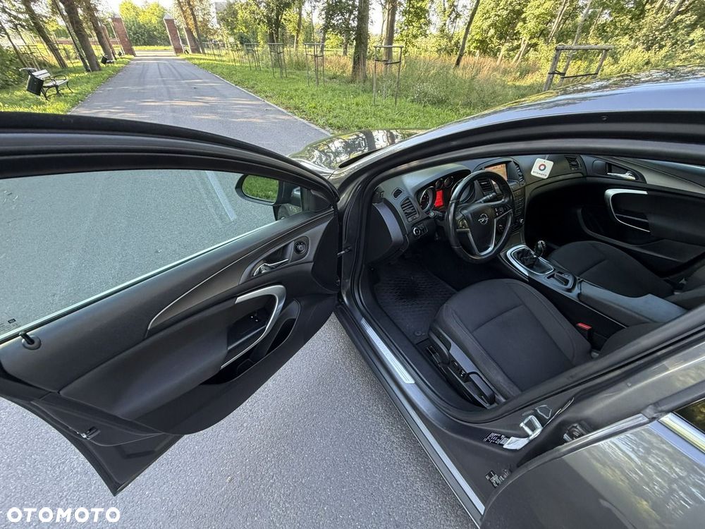 Opel Insignia - 18
