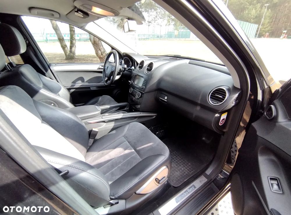 Mercedes-Benz ML - 30