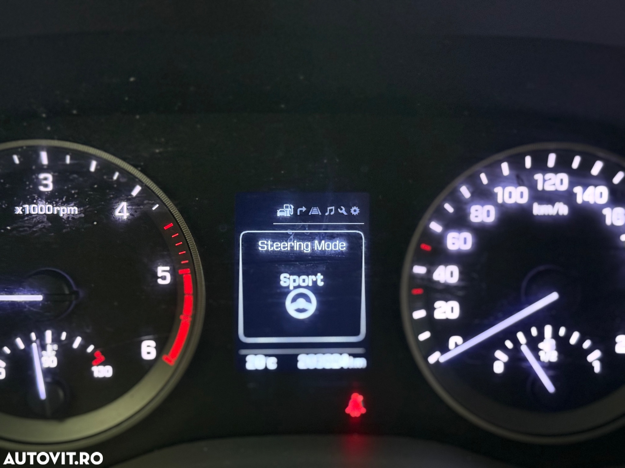 Hyundai Tucson 2.0 CRDI 2WD Style - 26