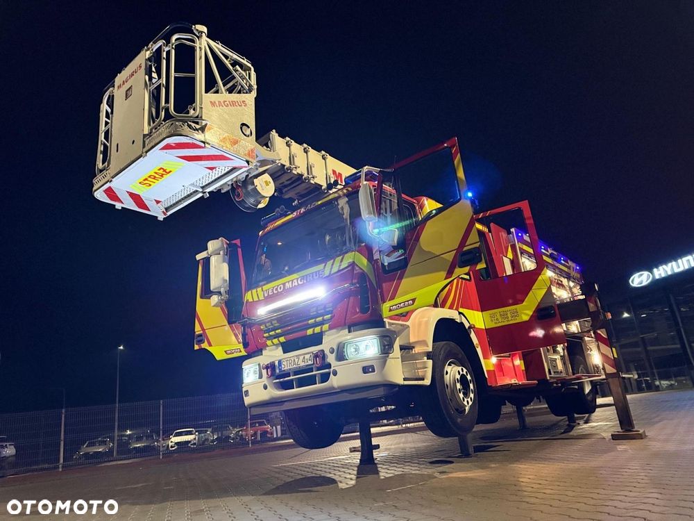 Iveco Pojazd pożarniczy | Wóz strażacki | Podnośnik koszowy IVECO MAGIRUS MULTISTAR 31m | CNBOP | Woda | Piana | Dozór techniczny - 2