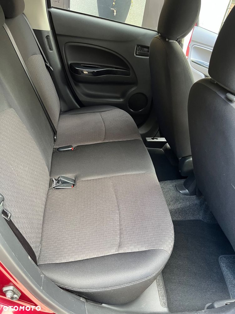 Mitsubishi Space Star 1.2 AS&G Invite - 8