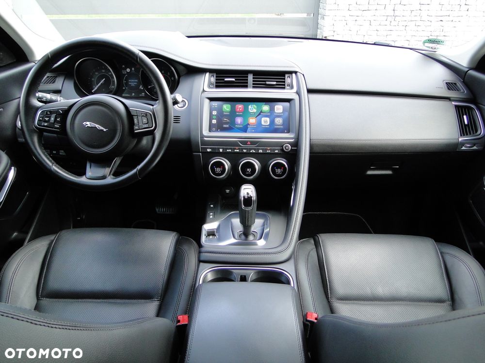 Jaguar E-Pace P250 AWD S - 12