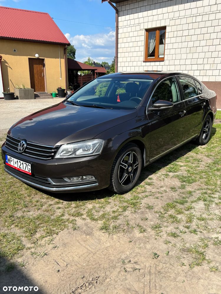 Volkswagen Passat 2.0 TDI Comfortline DSG - 5