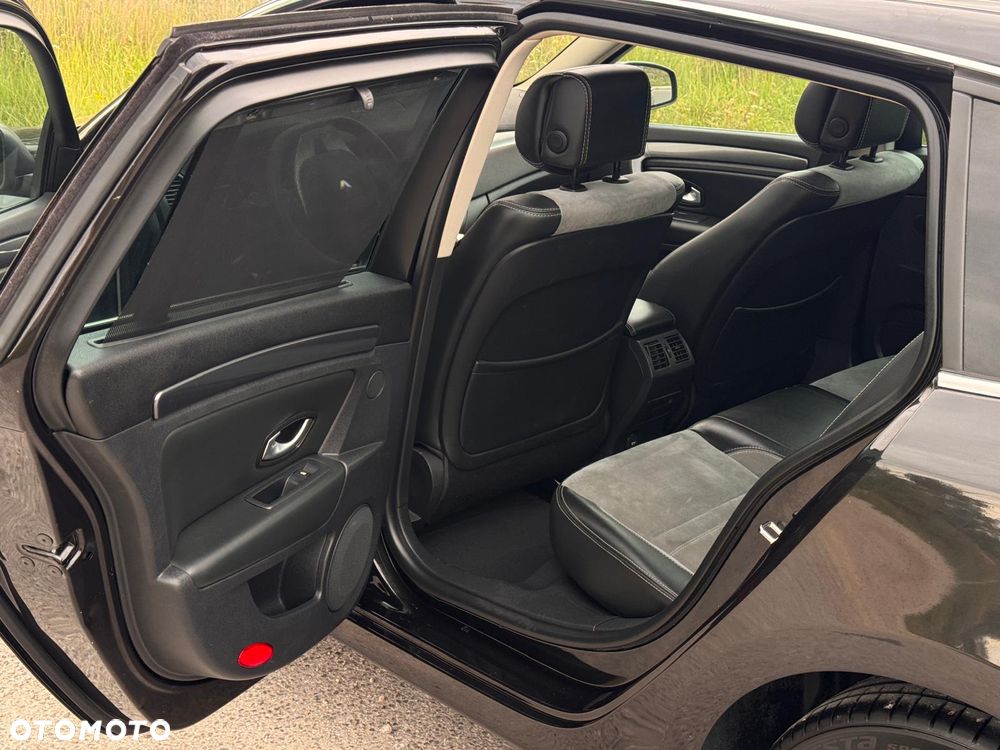 Renault Laguna dCi 150 FAP GT - 21