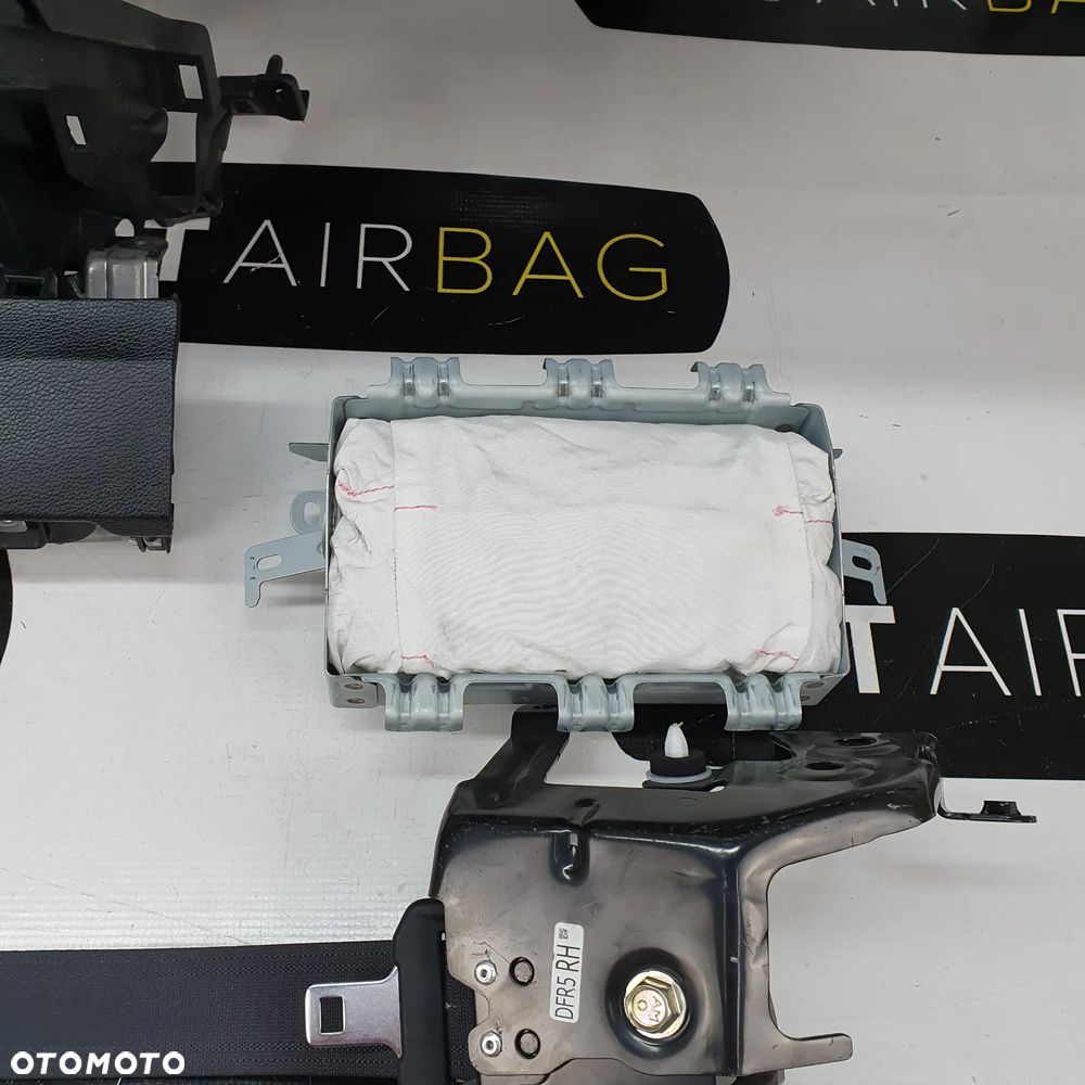 MAZDA CX30 DESKA ROZDZIELCZA FIOLETOWA KONSOLA KOKPIT PULPIT PODUSZKI AIRBAG AIR BAG PASY KIT SET - 7