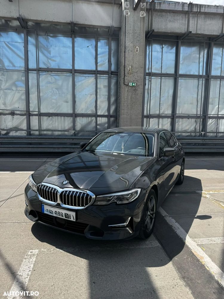 BMW Seria 3 330e Aut. Sport Line - 1