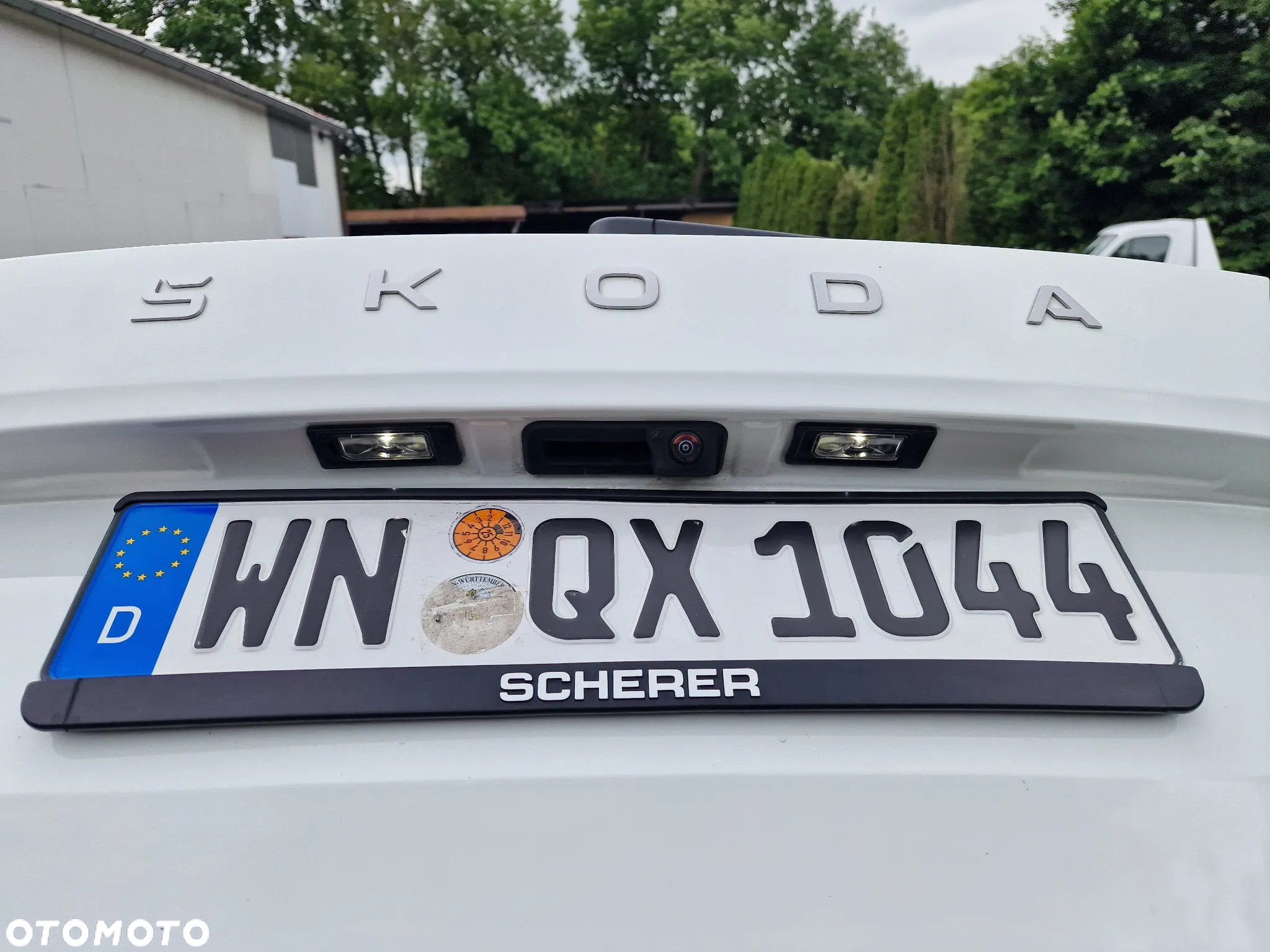 Skoda Superb 2.0 TDI DSG Premium Edition - 9