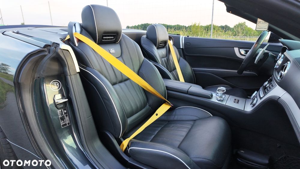 Mercedes-Benz SL - 15