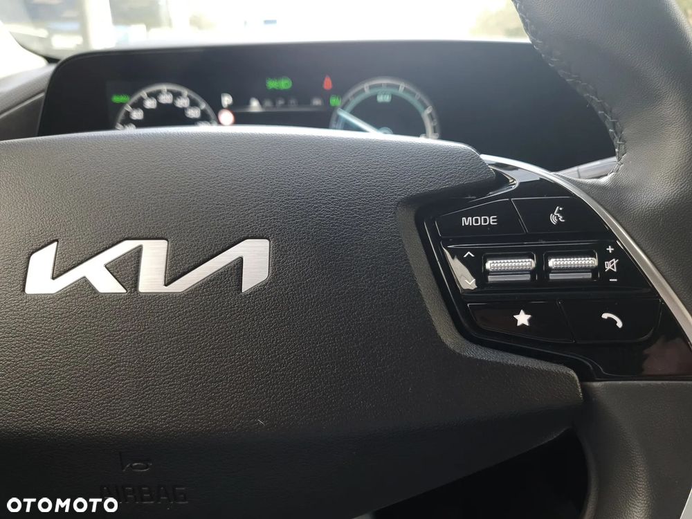 Kia Niro 1.6 GDI Hybrid Business Line - 23