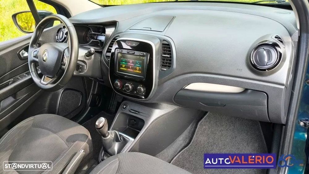 Renault Captur 0.9 TCE Exclusive - 24