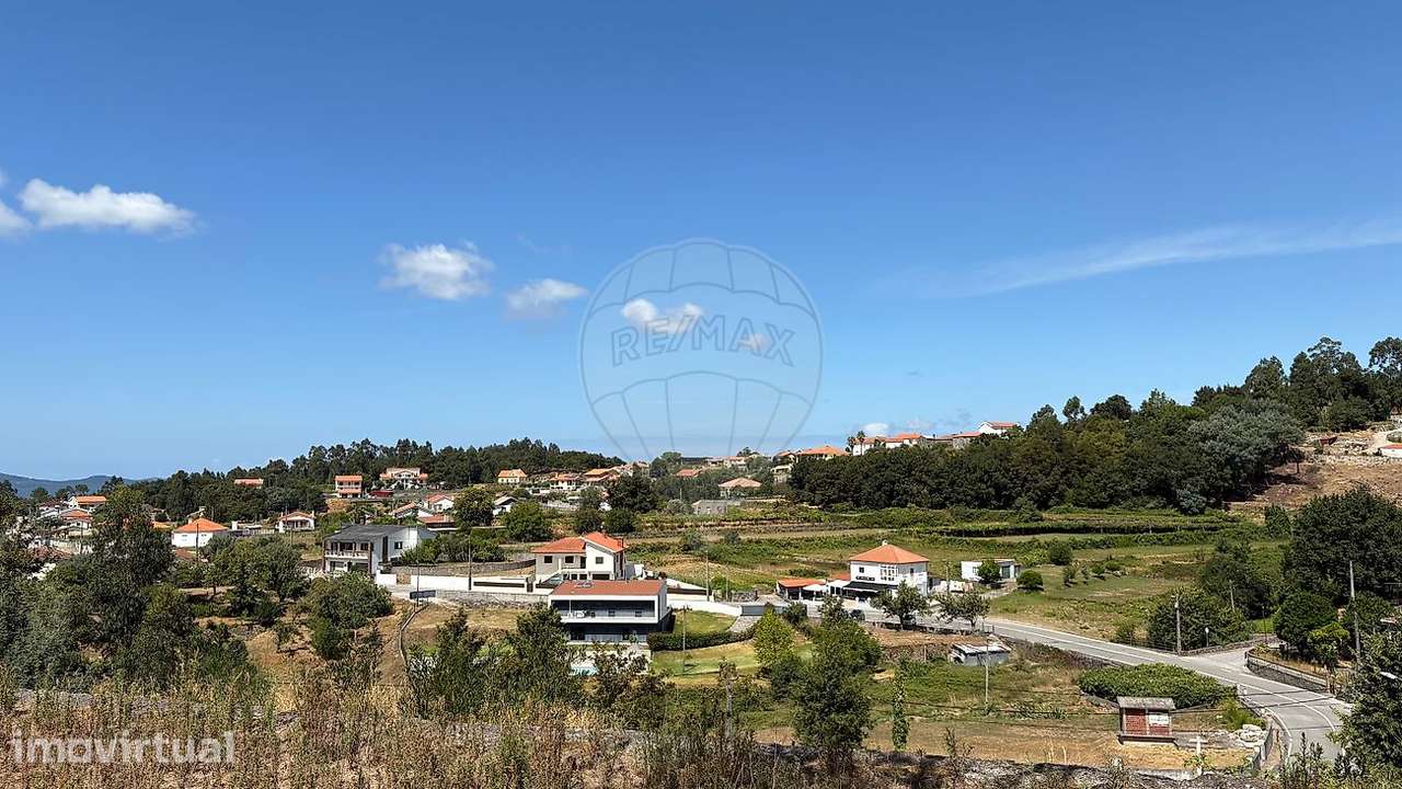 Moradia T1 para venda - Grande imagem: 2/20