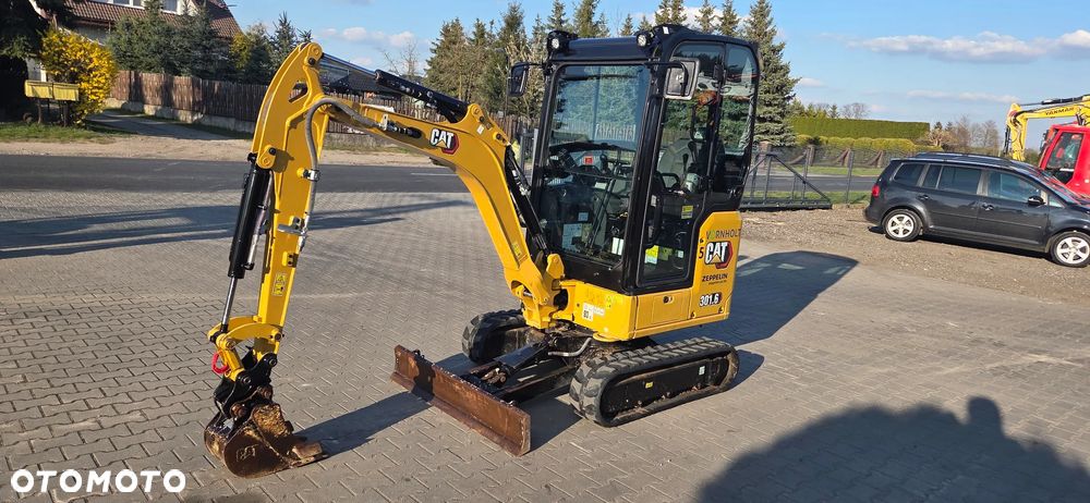 Caterpillar <<CAT 301.6, 2023r, 530MTG!, 1900kg, jazda w joystiku!z Niemiec!2 łyżki>> - 2