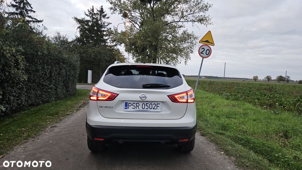 Nissan Qashqai 1.2 DIG-T N-Connecta - 4
