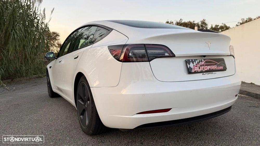Tesla Model 3 Standard Range Plus RWD - 4