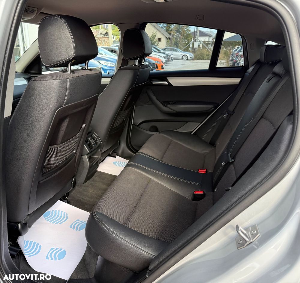 BMW X4 xDrive20i AT xLine - 27