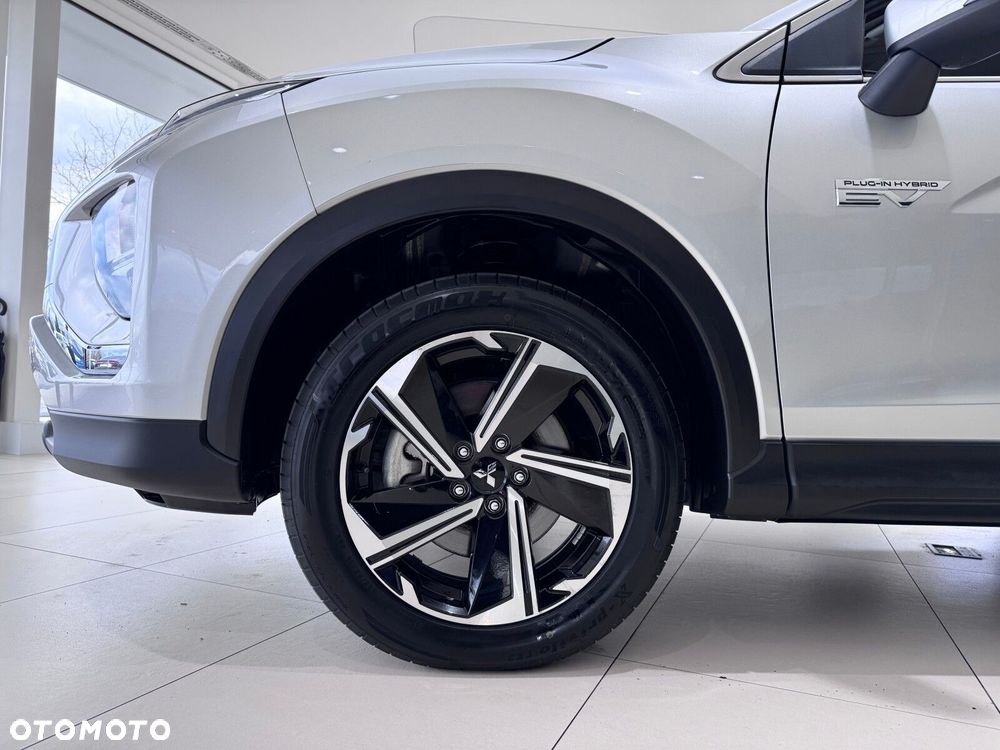 Mitsubishi Eclipse Cross - 18