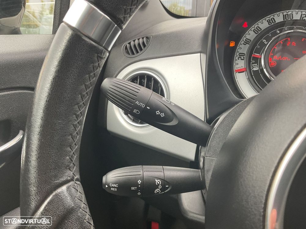 Fiat 500 1.0 Hybrid Connect - 37