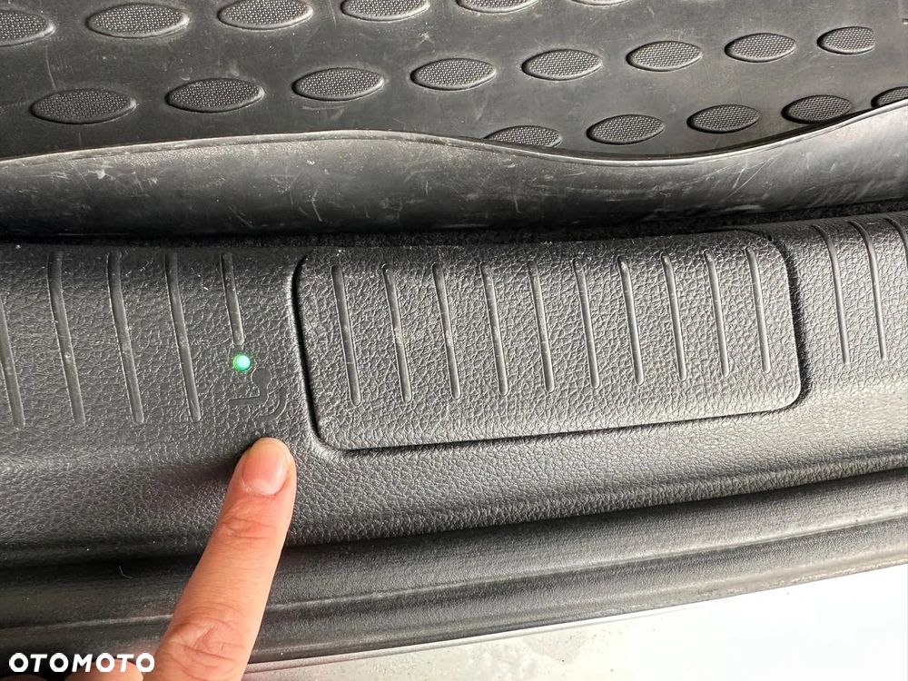 Volkswagen Golf 1.2 TSI BlueMotion Technology Comfortline - 15