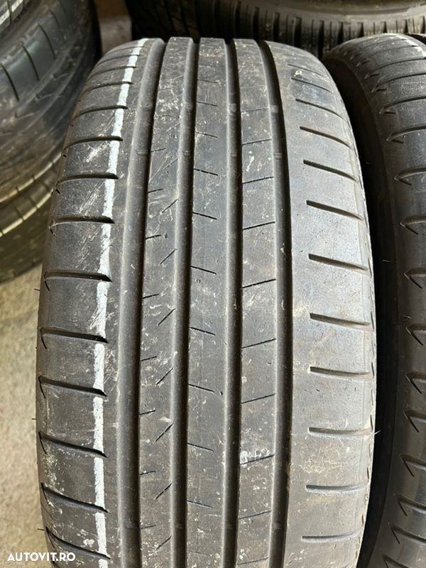 vând 2 anvelope 235/45/20 bridgestone de vară ca noi - 3