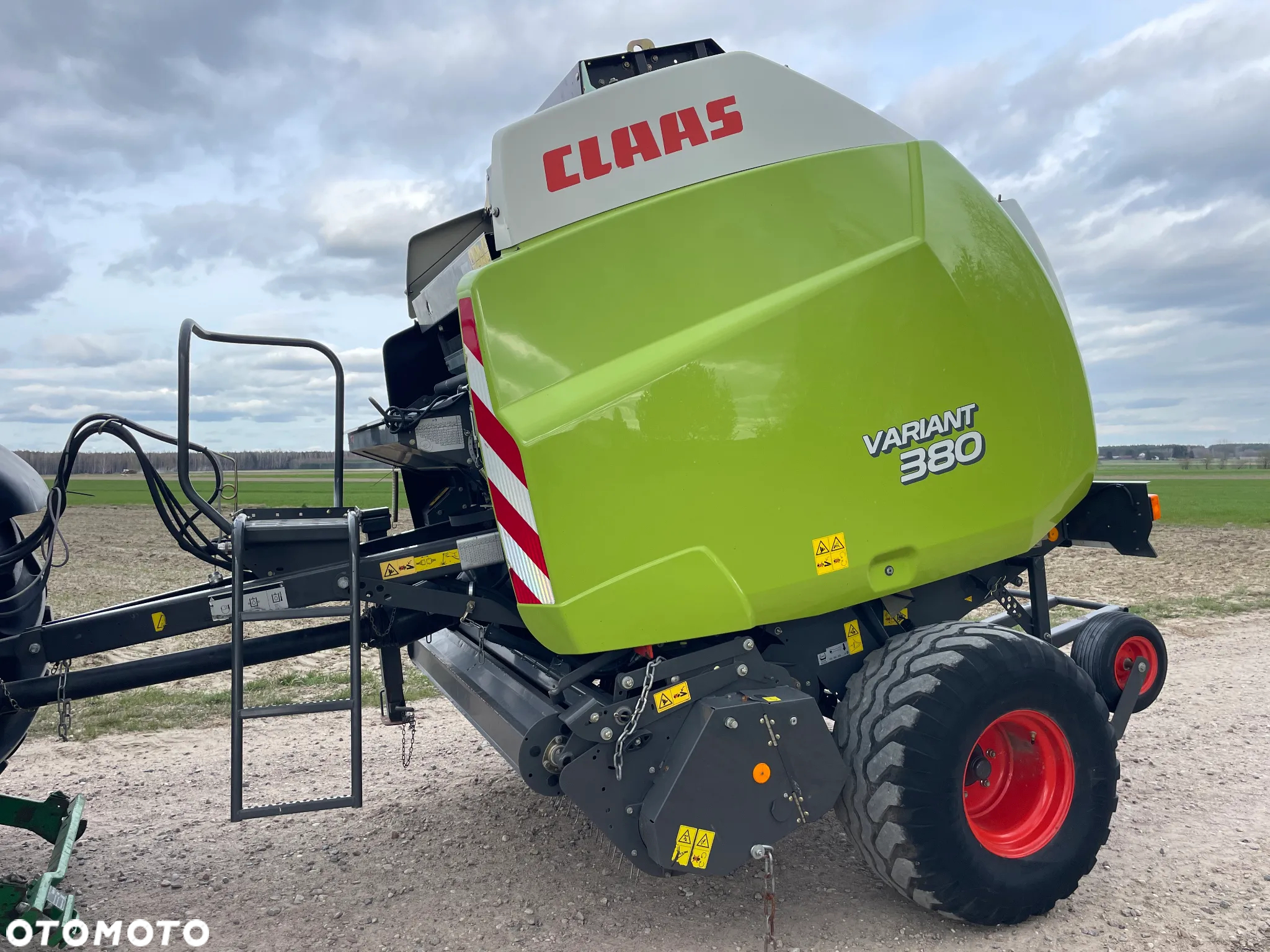 Claas Variant 380 - 2