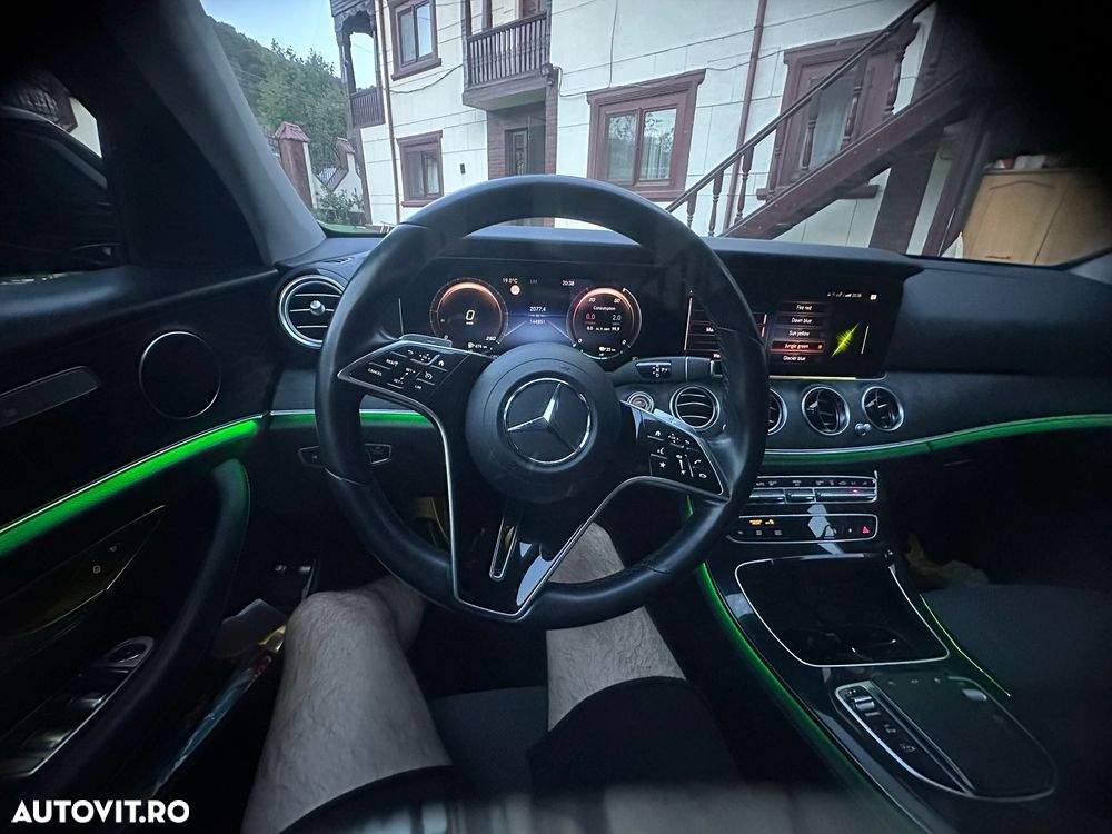 Mercedes-Benz E 300 4MATIC 9G-TRONIC Avantgarde - 7