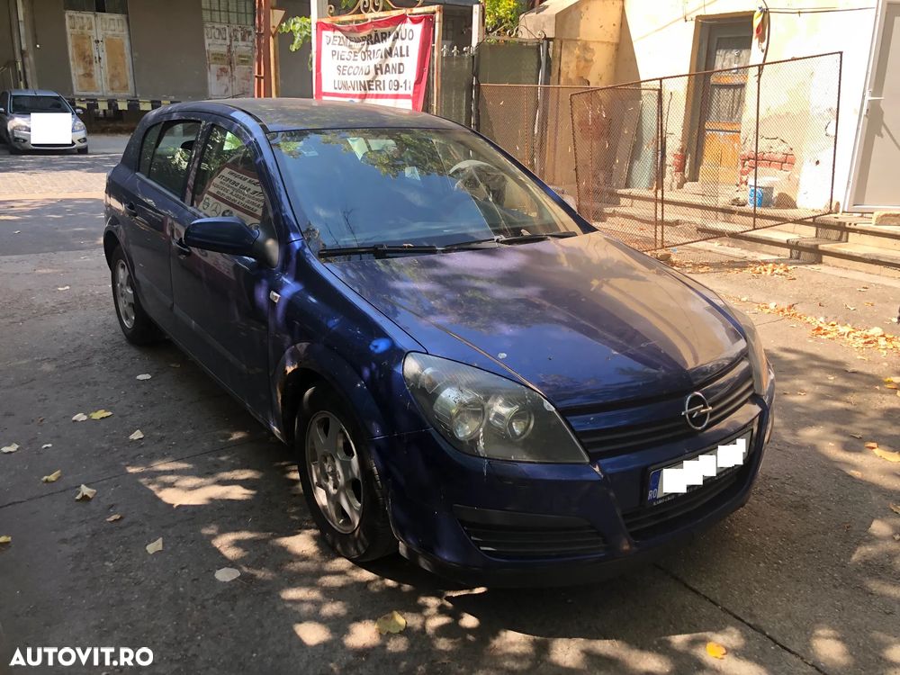 Dezmembrez Opel Astra H albastru 1,7 diesel 2006 - 3