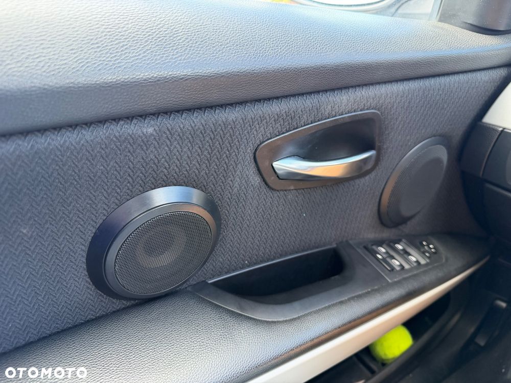 BMW Seria 3 320d DPF - 17