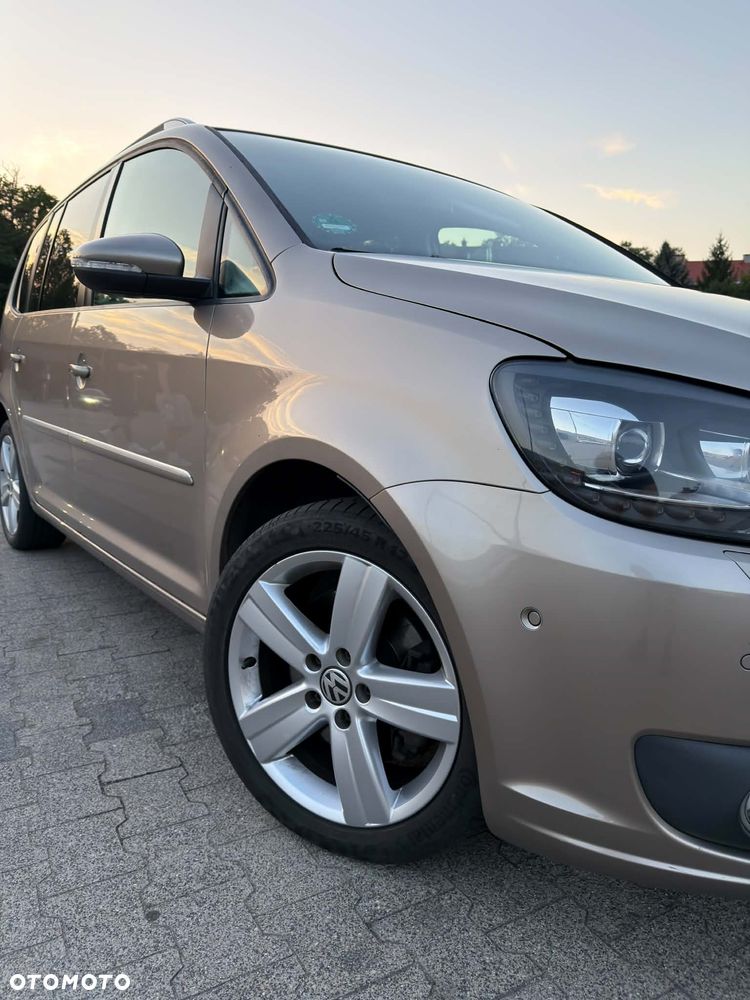 Volkswagen Touran 2.0 TDI DPF Life - 8