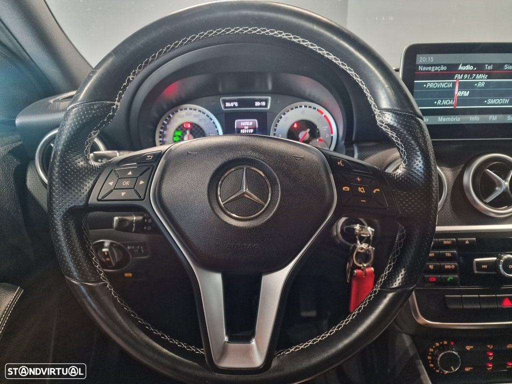 Mercedes-Benz A 200 d AMG Line - 26