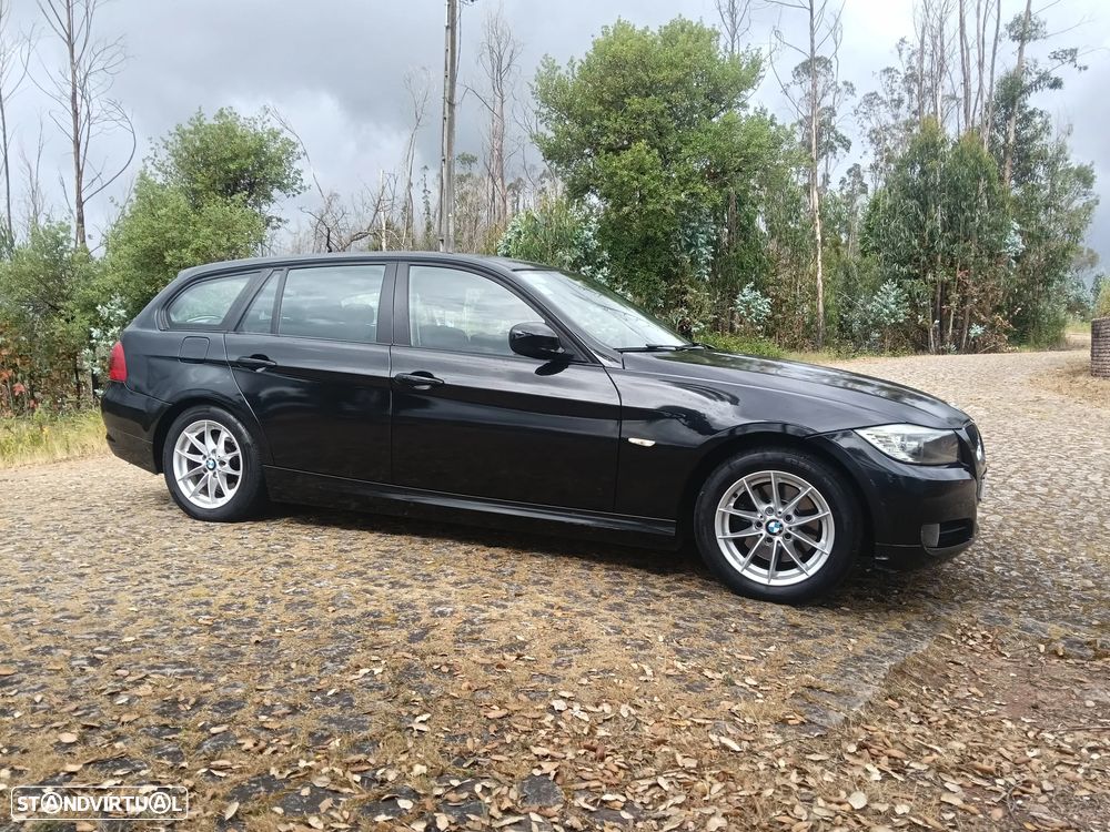 BMW 318 d LifeStyle - 3