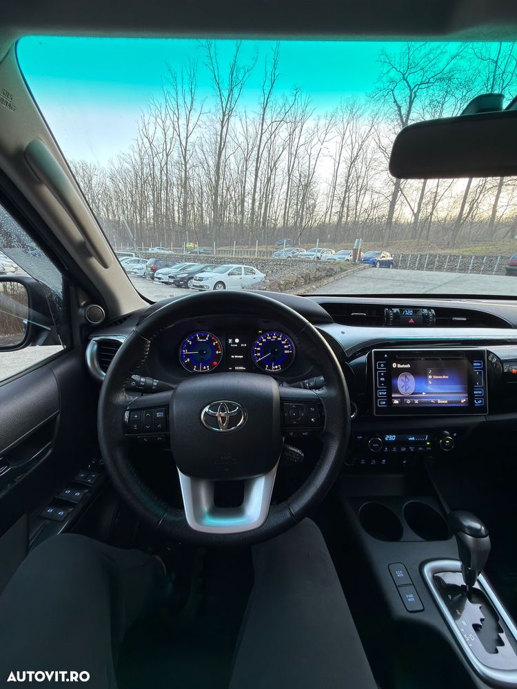 Toyota Hilux 2.4D 150CP 4x4 Double Cab AT Style - 9