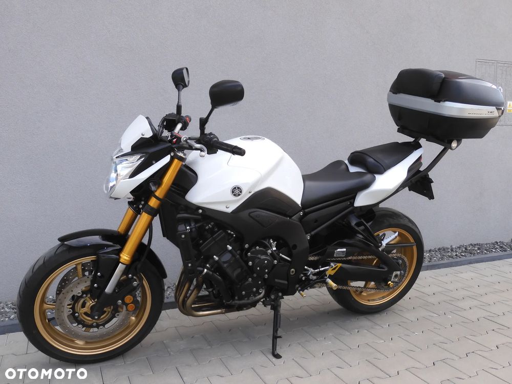 Yamaha FZ8 - 20
