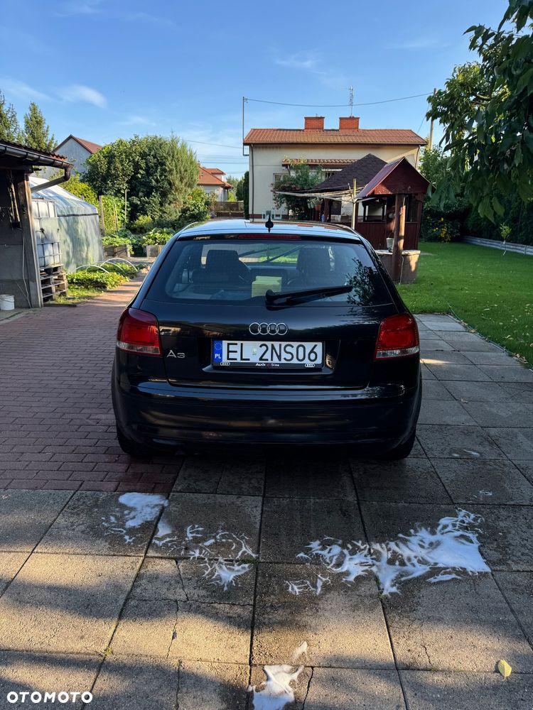 Audi A3 3-drzwiowe 2.0 TDI DPF Ambiente - 2