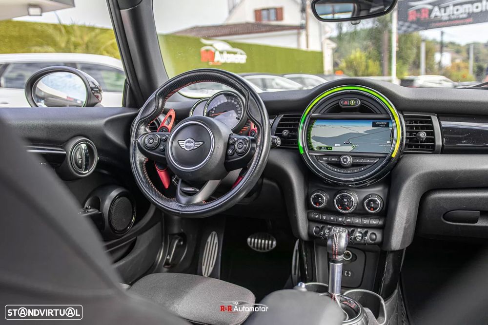 MINI 3 Portas Cooper S Auto - 19