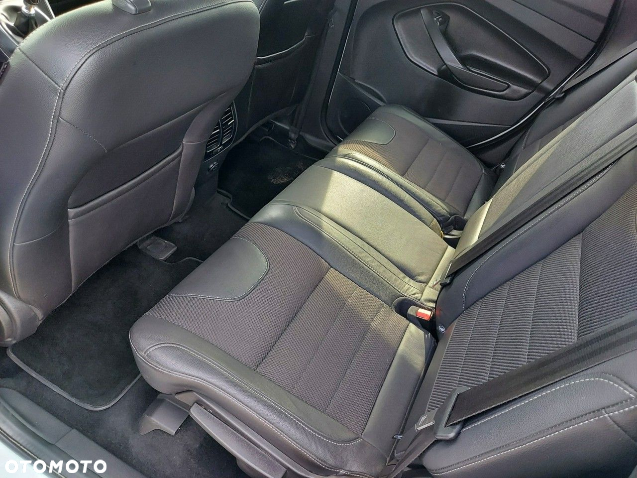 Ford Kuga - 13